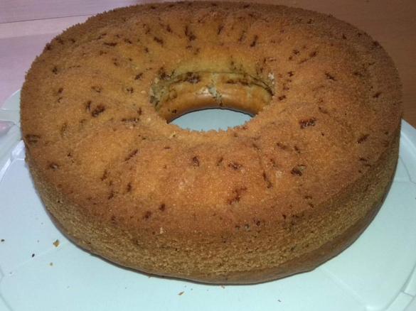 Variation von Jogurt Gugelhupf 