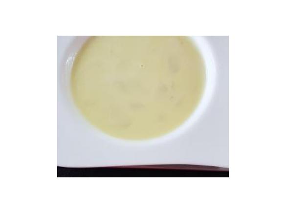 Spargelcremesuppe von der Schale