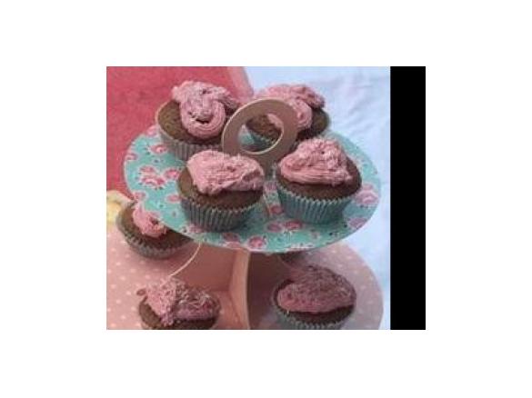 Bärchenkuchen als Schoko-Muffins mit Himbeertopping