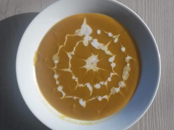 Süßkartoffel-Kokos-Suppe
