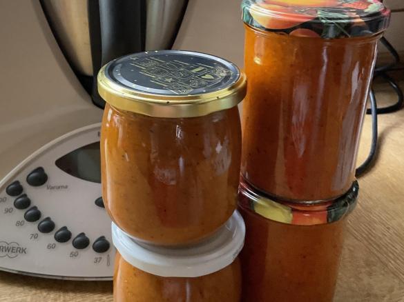 Tomatensoße mit Gemüse