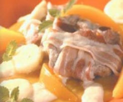 Kalbsmedaillons mit Bananencreme und Mango-Chutney