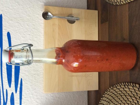 Chili-Ketchup mit Paprika
