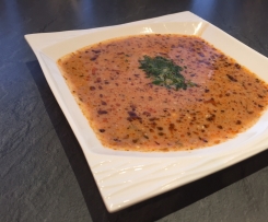 Tomatensuppe mit Hackfleisch