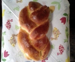 Hefezopf mit Xucker und Agavendicksaft