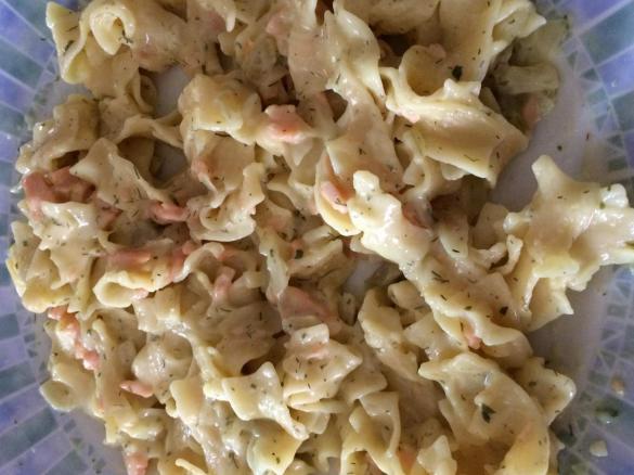 Pasta mit Räucherlachs Soße (auch WW) 11 PP