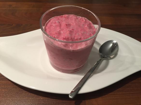 Himbeerjoghurt mit Chia
