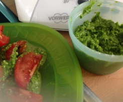 Kräuterpesto