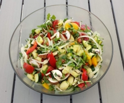 Italienischer Gemüse Gnocchi Salat