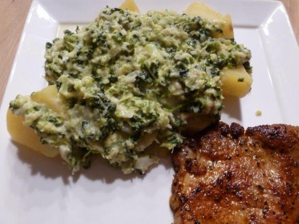 Rahmwirsing in Schinkensauce und Kartoffeln