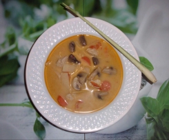 Tom Kha Gai - Hühnersuppe mit Kokosmilch (Thailand)