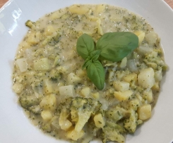 Gemüse-Kartoffel-Eintopf mit Mandelmus