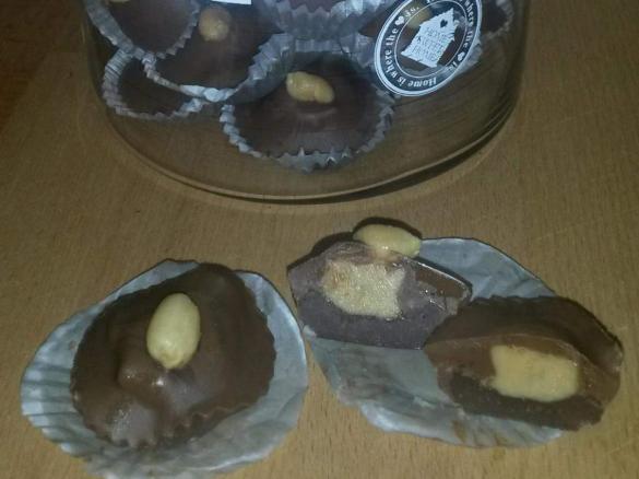Peanuts Butter Cups (Erdnussbutter Pralinen)