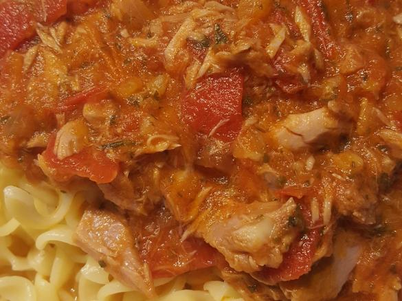 Thunfisch-Tomaten-Soße