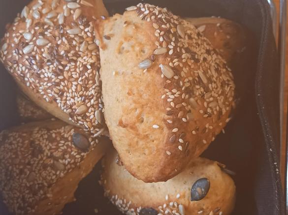 Variation LowCarb Brötchen