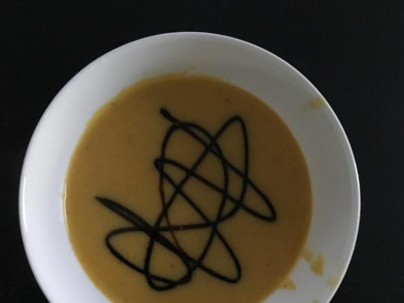 Kürbis-Apfel-Suppe