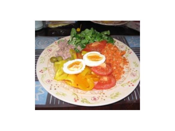 Diätrezept: Nizza-Salat / Paprika-Salat mit Ei