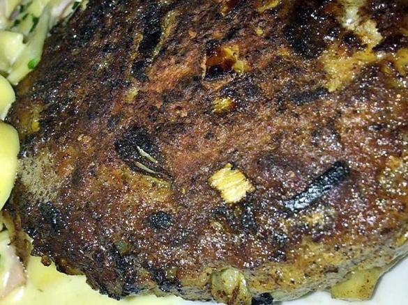 Fleischbällchen (Bifteki / Frikadellen) griechische Art