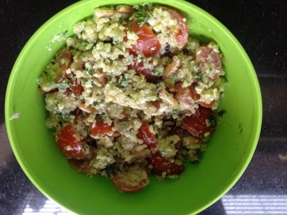 Quinoa-Salat mit Feta 