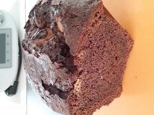 Schoko-Mascarpone-Kuchen mit Amaretto u. Amarettini