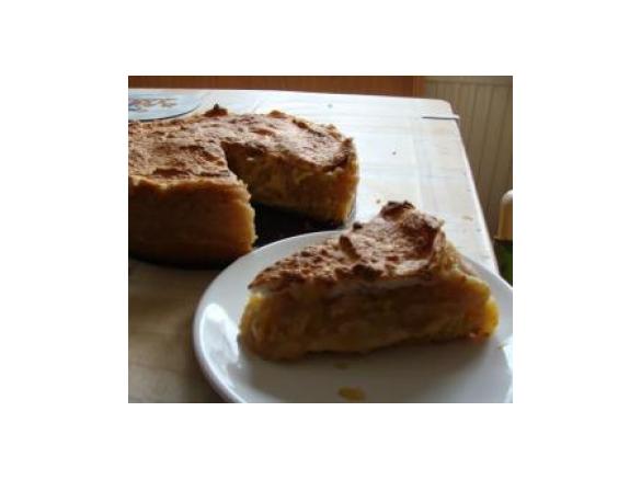 Apfelkuchen mit Schneehaube