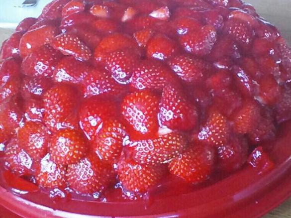 Erdbeerkuchen mit Vanillecreme