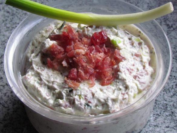 Variation von Tiroler Brotzeitcreme (Südtirol-Variante)