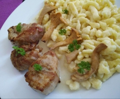 Spätzle mit Schweinemedaillons und Pfifferlingsoße