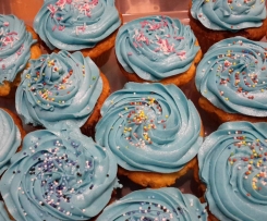 Cupcakes mit weißer oder brauner Schokolade (Muffins )