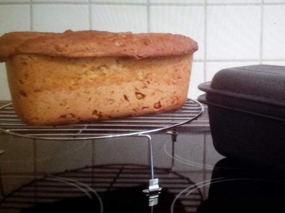 Dinkel-Möhren - Nuss Brot