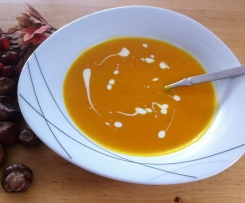 Kürbiscremesuppe mit Speck