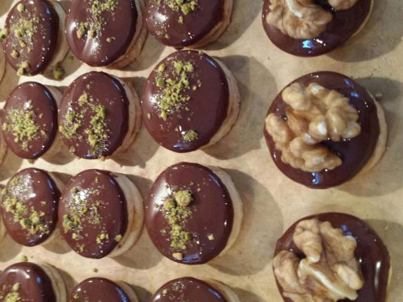 Hausfreunde mit Marzipan