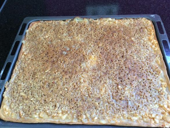 Apfel-Nuß-Kuchen vom Blech