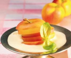 Äpfel an Cidre-Zabaglione