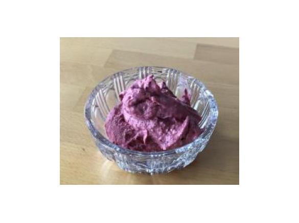 Fruchteis mit Schokoladenstückchen