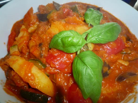 Caponata  ( ital. Grundkochbuch )