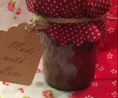 Haselnussaufstrich mit Salz und Olivenöl