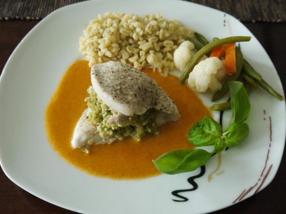 Putenschnitzel mit Basilikumfüllung