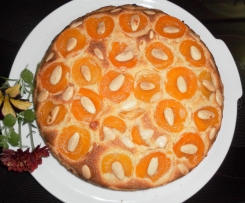 Aprikosen-Mandeltorte
