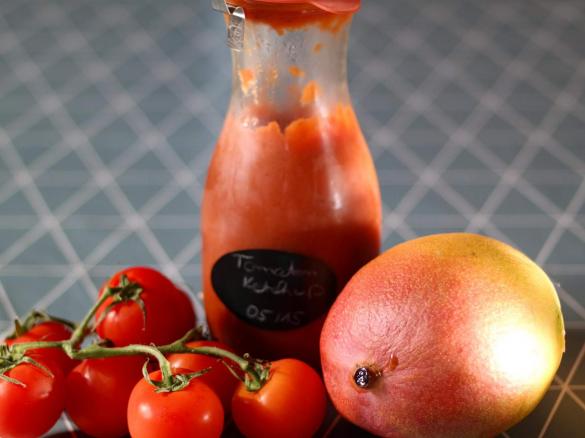 Tomaten-Mango-Curry-Ketchup
