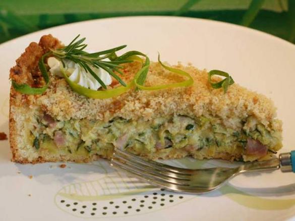 Herzhafte Zucchini-Quiche