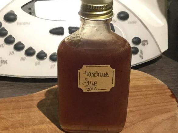 Haselnuss-Sirup (für Kaffee)