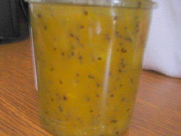 Orangen-Trauben-Kiwi Marmelade