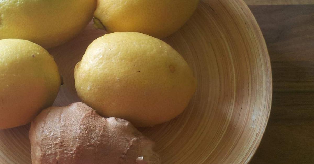 Zitronen-Ingwer Icetea / Limonade (Konzentrat) von . Ein Thermomix ... Zitronen-Ingwer Icetea / Limonade (Konzentrat) von . Ein Thermomix ...