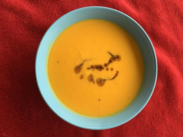 Suppe von Butternusskürbis