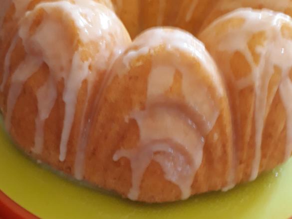 Zitronenkuchen mit Mascarpone