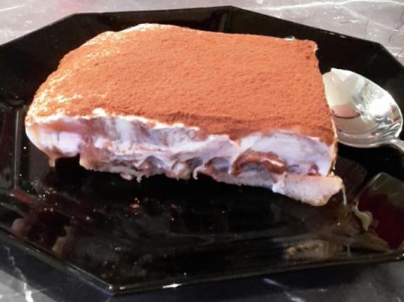 Rhabarber-Himbeer-Tiramisu