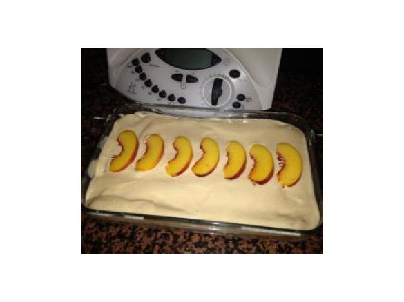 Tiramisú mit Pfirsich