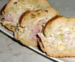 Gefülltes Weißbrot