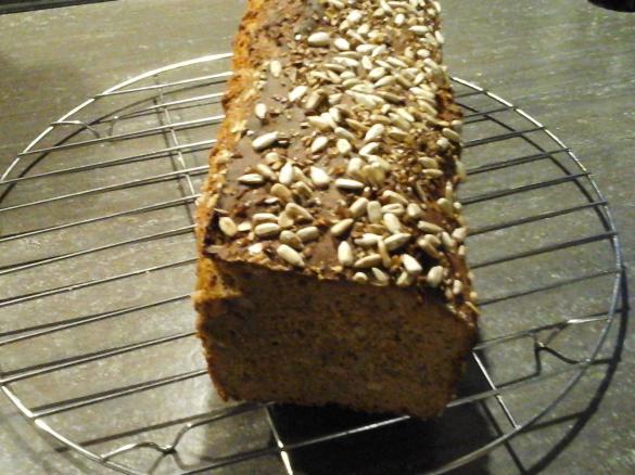 Buttermilch-Vollkornbrot